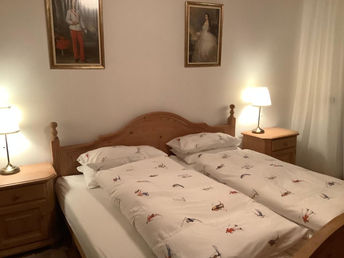 Cosy Apartment Bad Ischl In Quiet Residential Area - Newly Renovated Luaran gambar